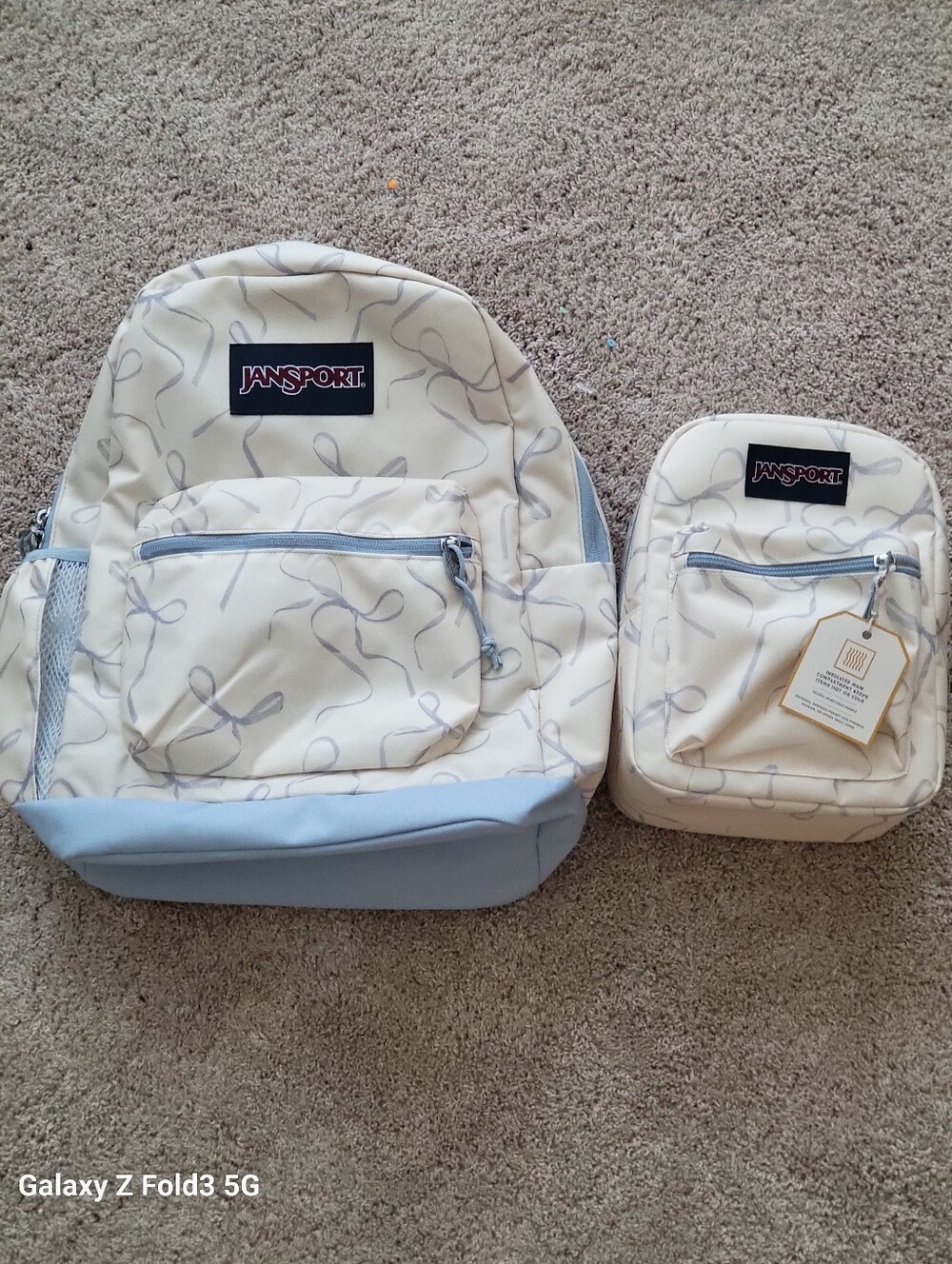♥️NWT♥️ Jansport Cream Backpack with Blue Bows & Matching Lunch Box - Picture 7 of 7